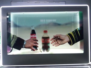 25�� ͸���V��C